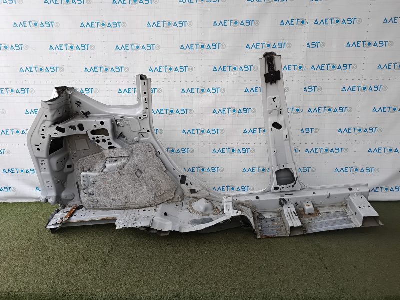 Задняя левая четверть для Ford C-Max 2013-2018, белая, с естественными следами использования