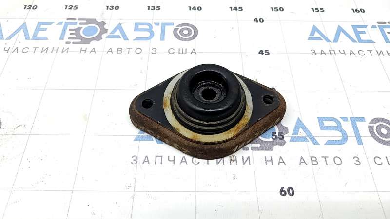 Опора амортизатора задняя правая Nissan Murano z52 15-24 ржавая
