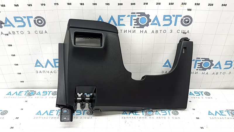 Накладка колени водителя Mazda CX-5 17-25 черная, с подсветкой, царапина