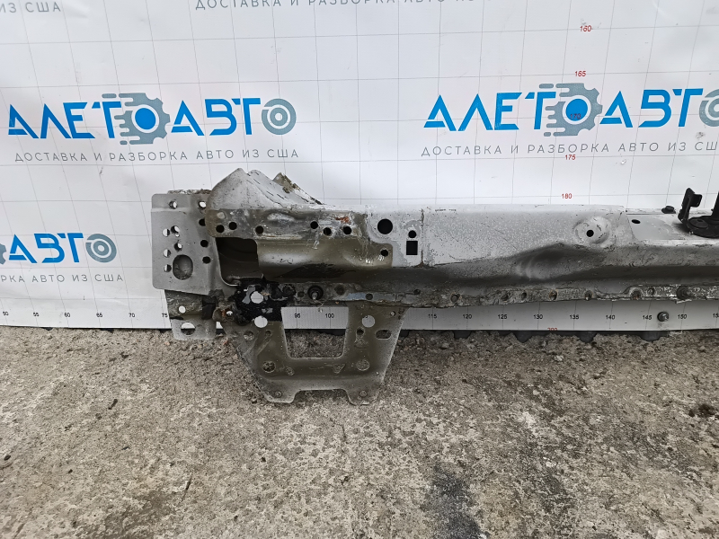 Задняя панель Ford Escape MK3 13-19 2 части белая, высверлена