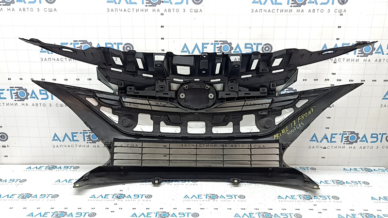 Grilă radiator pentru Toyota Prius 50 Prime 17-19 cu emblemă, sub radar, fără senzori de parcare, zgârieturi, ciobiri, elemente de fixare rupte
