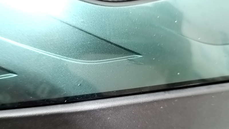 Grilă radiator pentru Toyota Prius 50 Prime 17-19 cu emblemă, sub radar, fără senzori de parcare, zgârieturi, ciobiri, elemente de fixare rupte