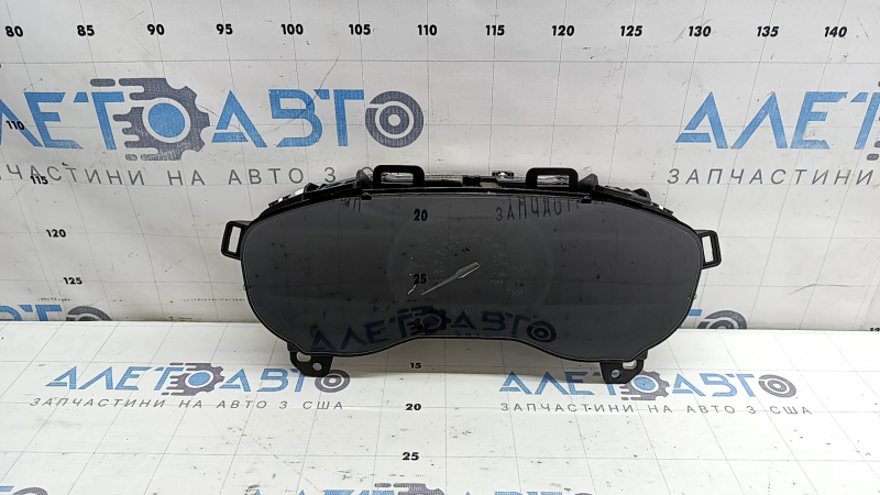 Tablou de bord Ford Edge 19-24 cu 2 afișaje, 105k, zgârieturi