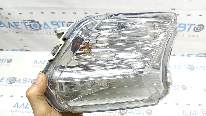 Semnalizator dreapta Ford Escape MK3 17-19, alb cu proiectoare de ceață, lucios