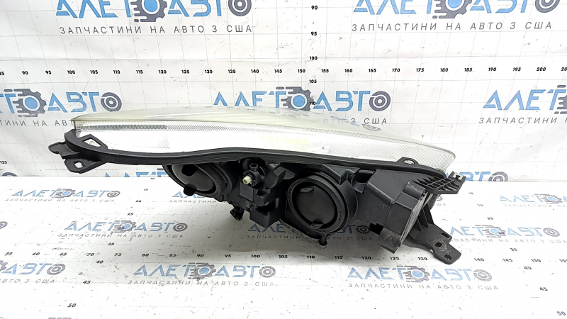 Фара передняя левая в сборе Ford Escape MK3 17-19 рест ксенон+led светлая, под полировку, царапины, паутинка