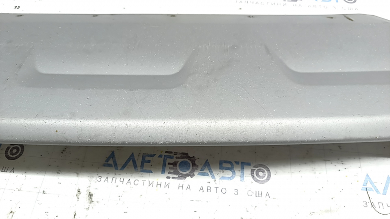 Ornament bară față Ford Escape MK3 17-19 restul barei de protecție argintii, zgârieturi, ciobiri