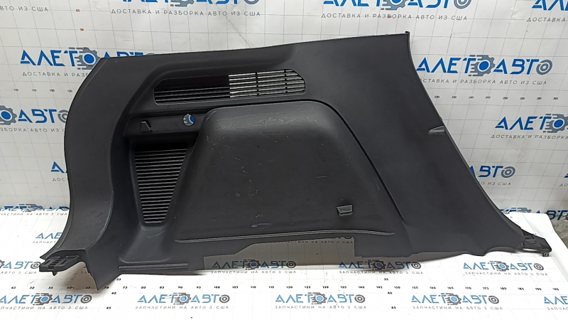 Обшивка арки левая Ford Escape MK4 20-26 черная, глухие решетки, царапины, затерта