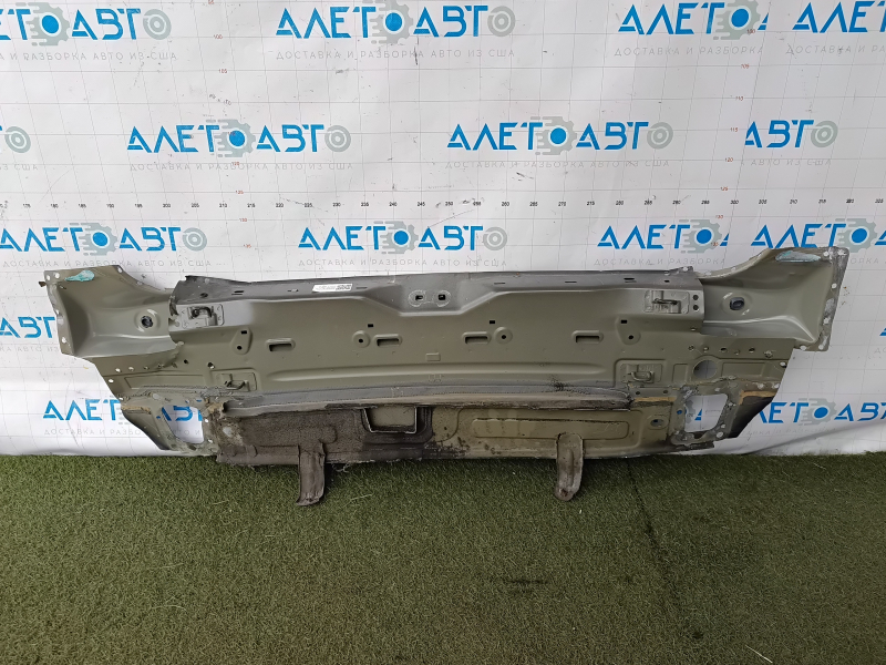Задняя панель VW Tiguan 09-18 2 части, высверлена, черная