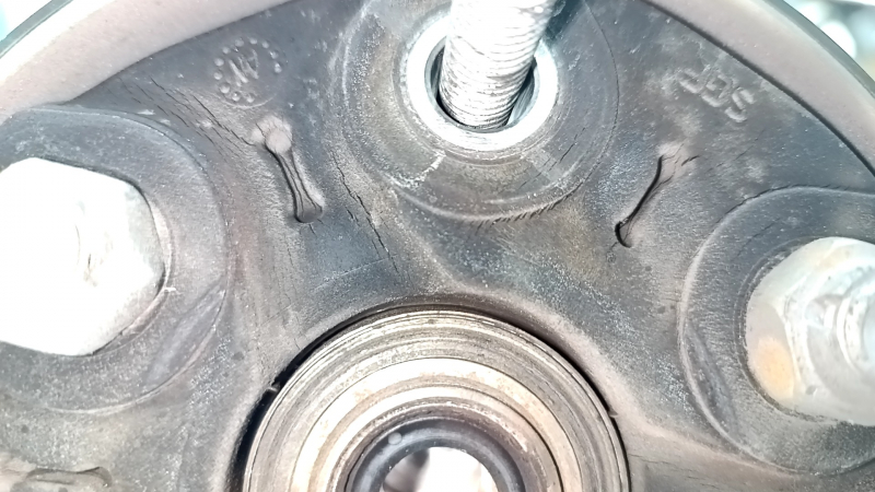 Arbore cardanic spate BMW X3 G01 18-24 2.0T RWD microfisuri în cuplaj și suspensie