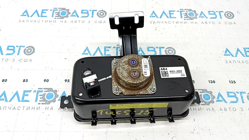 Airbag pasager în bordul modelului Hyundai Tucson 25-26