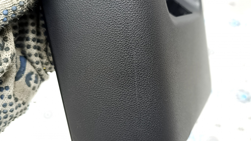 Ornament consolă centrală spate Hyundai Tucson 25-26 negru sub hub USB, zgârieturi