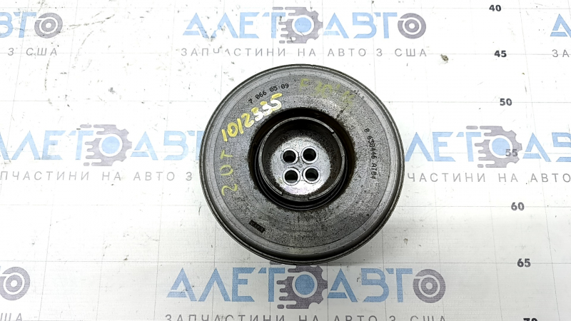 Zgârieturi la fulia arborelui cotit BMW F30 17-18 B46B20B 2.0T AWD