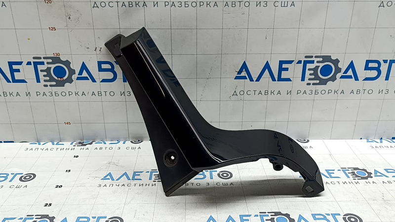 Накладка фонаря правая Kia Niro 17-22 большая, черный глянец, царапины