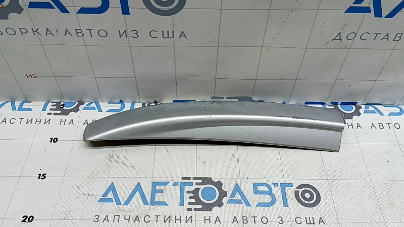 Накладка рейлинга передняя левая Kia Niro 17-22 серая, полезло покрытие