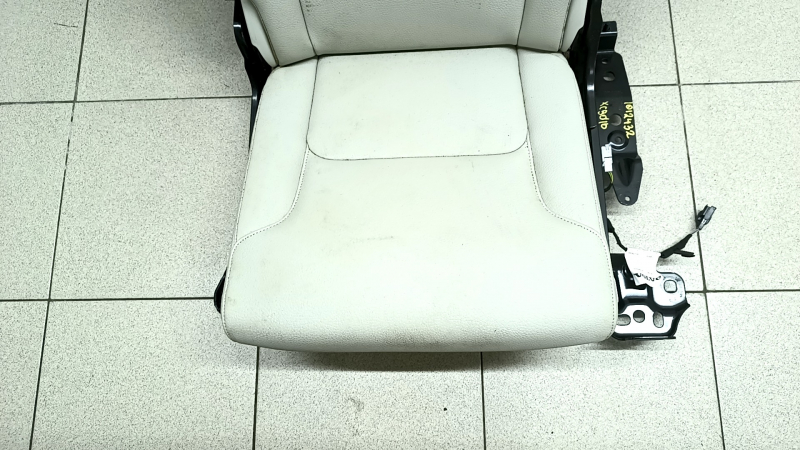 Задний ряд сидений правый 3 ряд Volvo XC90 16-22 кожа серая, под химчистку