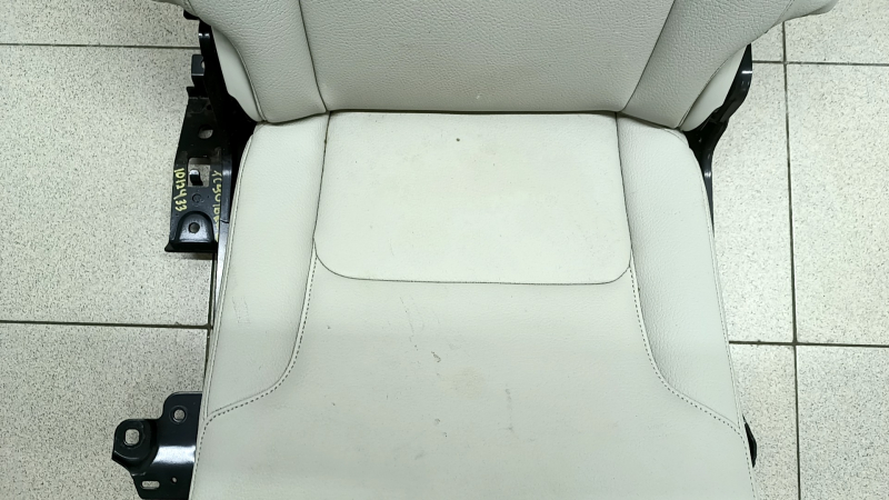 Задний ряд сидений левый 3 ряд Volvo XC90 16-25 кожа серая, под химчистку