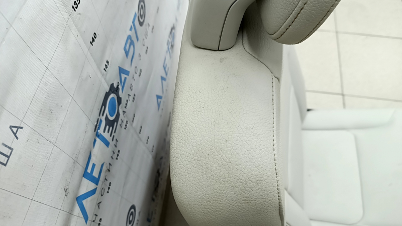Задний ряд сидений левый 3 ряд Volvo XC90 16-25 кожа серая, под химчистку