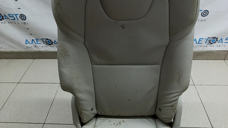 Заднее сиденье правое 2 ряд Volvo XC90 16-22 кожа серая под 3 ряда, под химчистку, ржавый каркас