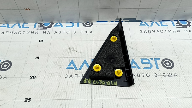 Panou ornamental triunghiular pentru ușa spate dreapta a Kia Niro 17-22, interior, negru, zgârieturi