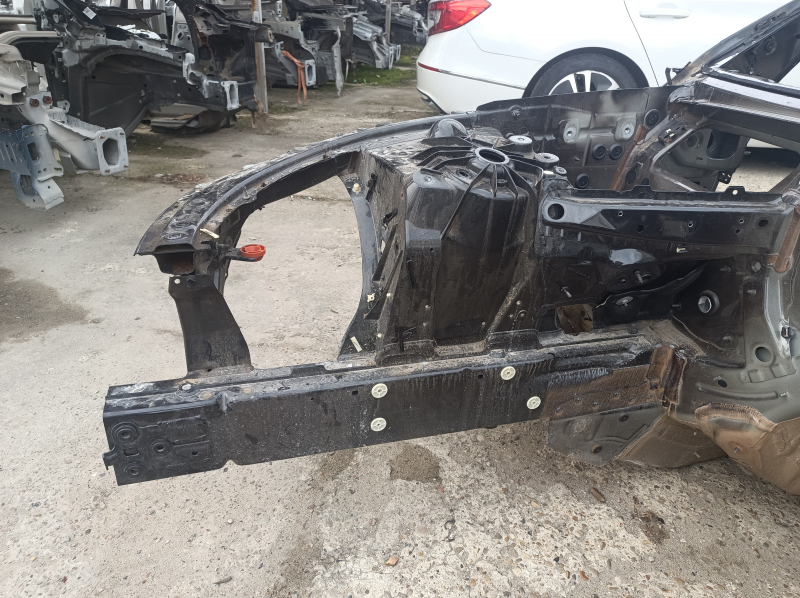 Panou lateral dreapta față BMW 5 G30 17-23 pe caroserie, grafit