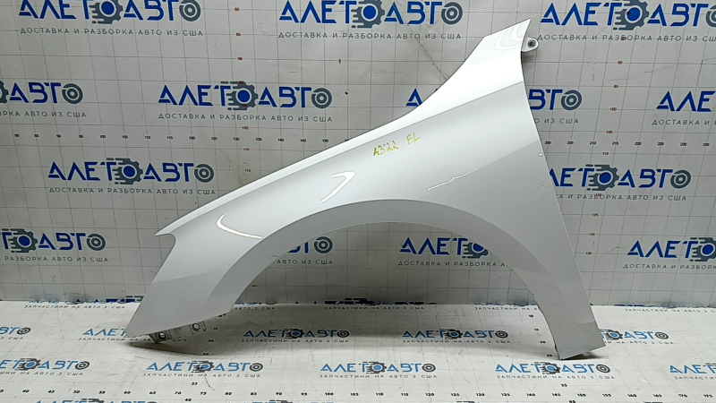 Aripă stângă față Audi A3 22-26 alb LY9C, chipsuri