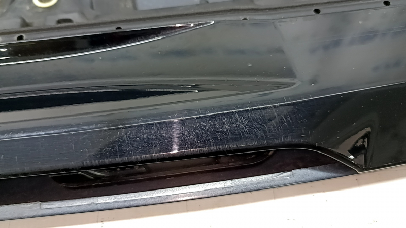 Спойлер двери багажника BMW X5 G05 19-26 2 части, царапины