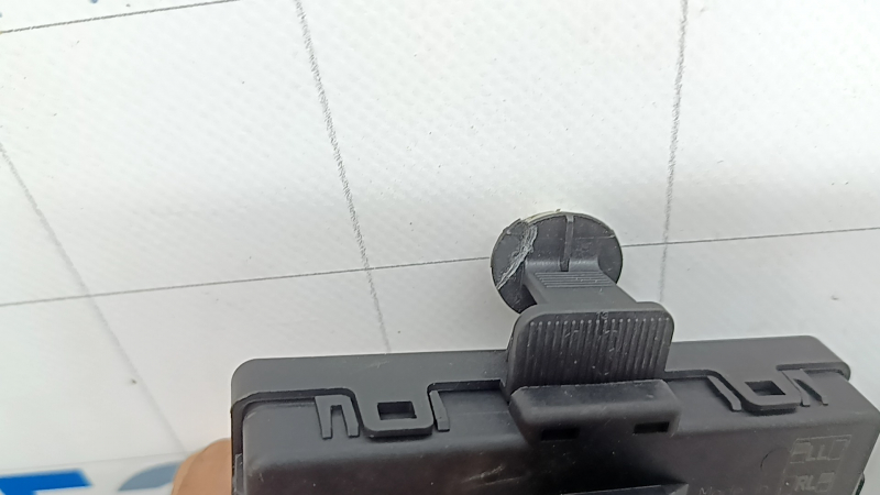 Computer ușă stânga față Audi A3 22-26 fixare ruptă, fixări rupte