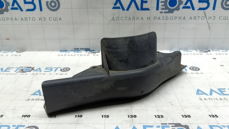Накладка нижнего рычага под пружину задняя правая Audi A3 22-26 потертости, царапины
