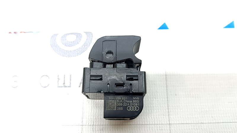 Buton de deschidere portbagaj Audi A3 22-26