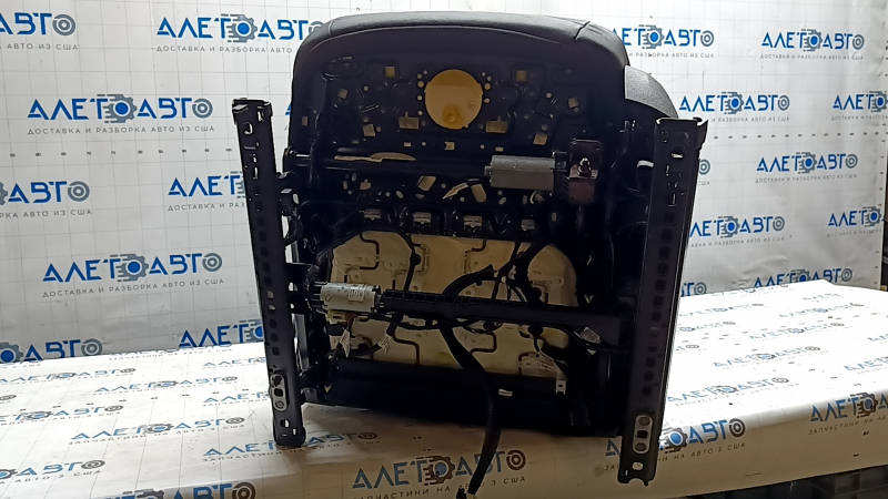 Scaun șofer pentru Audi A3 22-26 cu airbag, electric, încălzit, piele neagră combinată, Alcantara, curățabil chimic