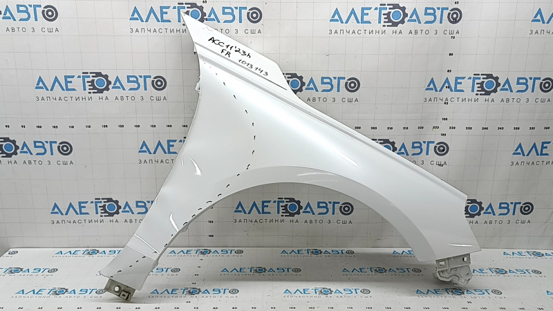Aripă față dreapta Honda Accord 23-26 alb NH-883P, îndoită