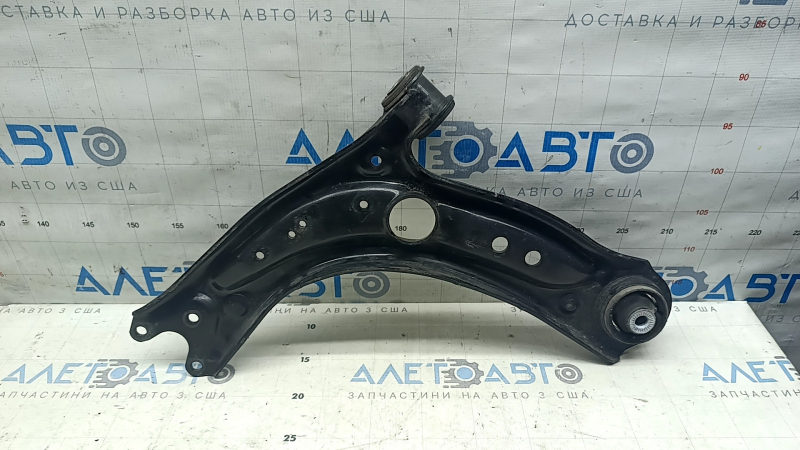 Braț de control inferior față dreapta Audi A3 22-26