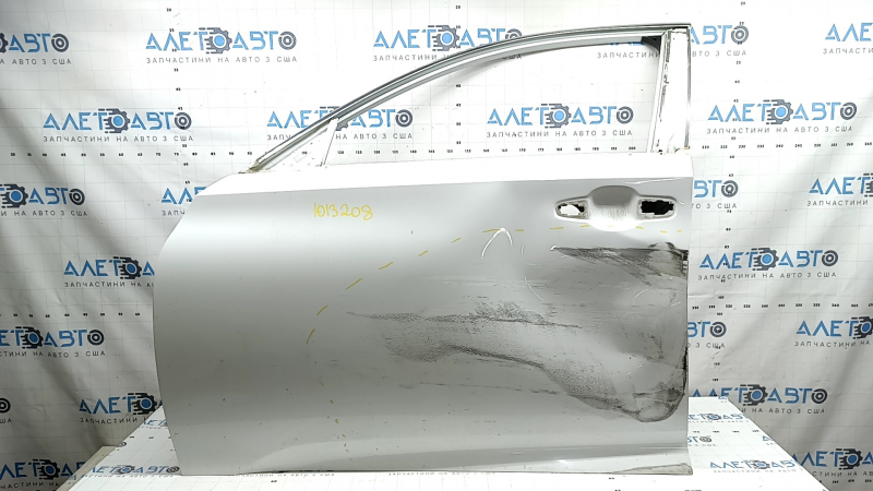 Ușă stânga față neagră Honda Accord 18-22 albă NH-883P, cu ornament cromat superior, îndoită, zgâriată