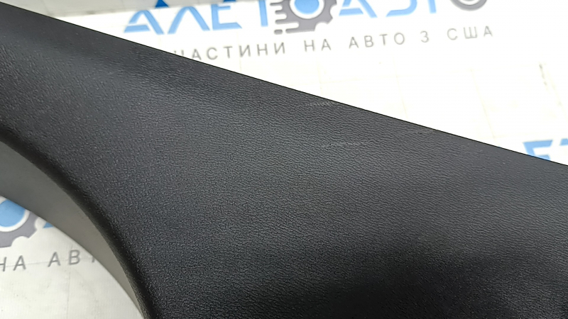 Ornament stâlp central stânga jos Volvo XC60 18-26 negru, suport rupt, zgârieturi