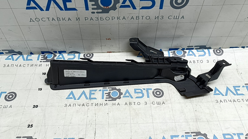 Ghidaj cortină portbagaj dreapta Volvo XC60 18-26 negru, zgârieturi
