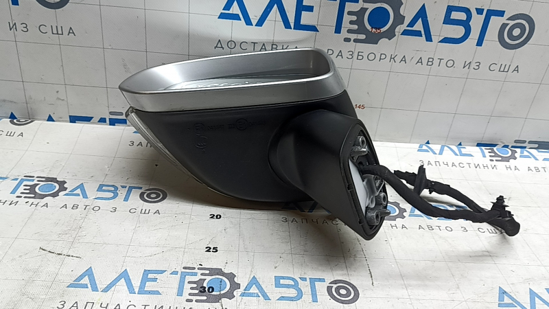 Зеркало боковое левое в сборе Volvo XC60 18-26 14 пинов, поворотник, автозатемнение, подогрев, BSM, серебро, царапины, тычка
