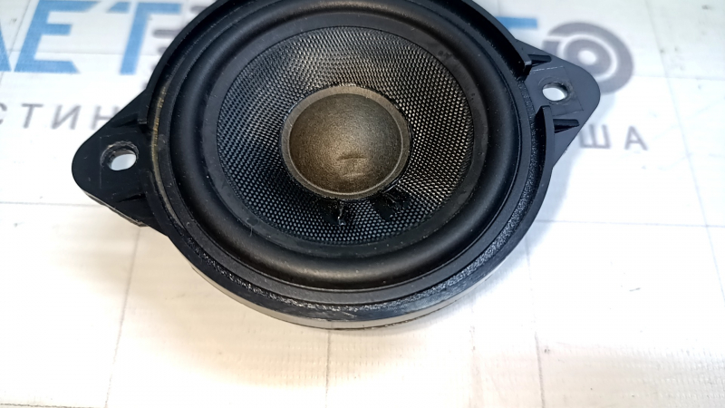 Динамик задней стойки правый Audi Q5 8R 09-17 Bang and Olufsen, примят