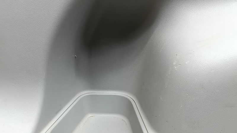 Ornament arc stânga jos Jeep Compass 22-26 gri, tip 1, necesită curățare, zgârieturi, zgârieturi