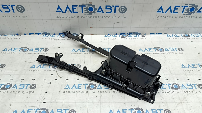 Накладка центральной консоли подстаканник Jeep Compass 22-24 черный глянец, царапины