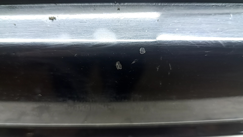 Bara spate nefinisată Nissan Kicks 21-25, rest pentru senzori de parcare, neagră KH3, zgârieturi, lovituri, elemente de fixare uzate, îndoite