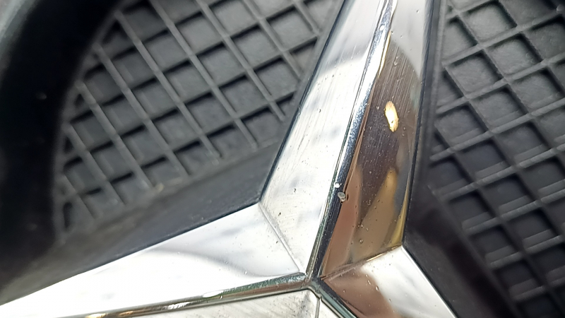 Grilă radiator completă Mercedes Clasa C W205 16-18 cu emblemă fără radar pentru cameră, nisip