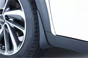 Брызговик передний левый Kia Niro 17-18 HEV, PHEV структура, царапины
