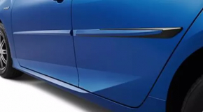 Молдинг двери нижний декоративный передней левой Toyota Prius 50 16-21