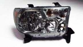 Фара передняя правая Toyota Sequoia 08-17