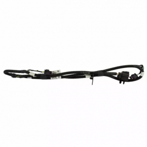 Instalarea senzorilor de parcare pe bara spate a unui Ford Focus mk3 11-14, model pre-restilizare, cu 4 uși, fără keyless