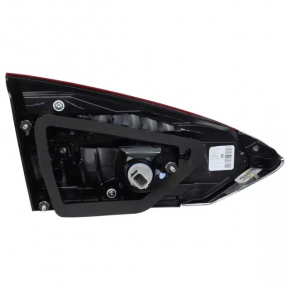 Фонарь внутренний крышка багажника правый Ford Fusion mk5 19-20 галоген с хромом, level 1