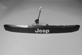 Молдинг двери багажника с подсветкой и ручкой Jeep Patriot 11-17