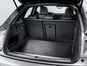 Коврик багажника резина Audi Q3 8U 15-18 черная низкие борты
