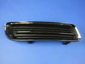 Решетка бампера правая Chrysler 300 11-14 дорест без птф