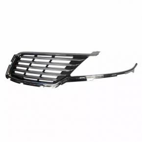 Решетка радиатора grill левая Lincoln MKC 15-18 с обрамлением